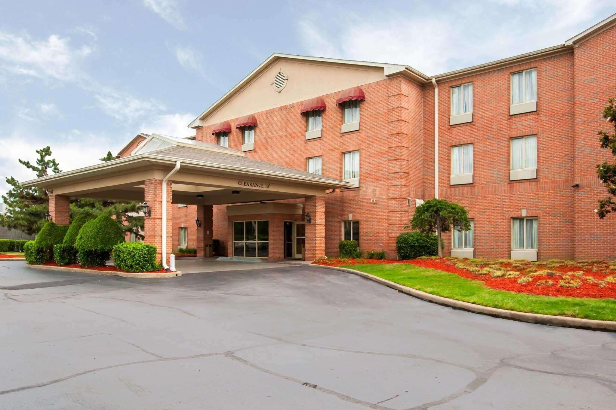 Quality Inn & Suites Germantown North Esterno foto