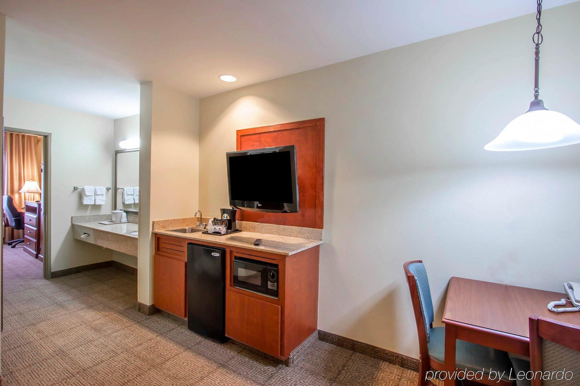 Quality Inn & Suites Germantown North Esterno foto